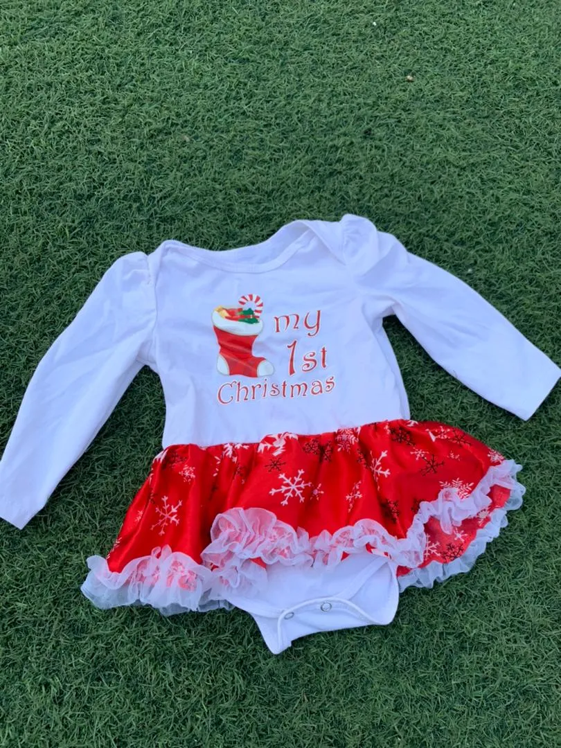 1st Christmas bodysuit size 6-12months