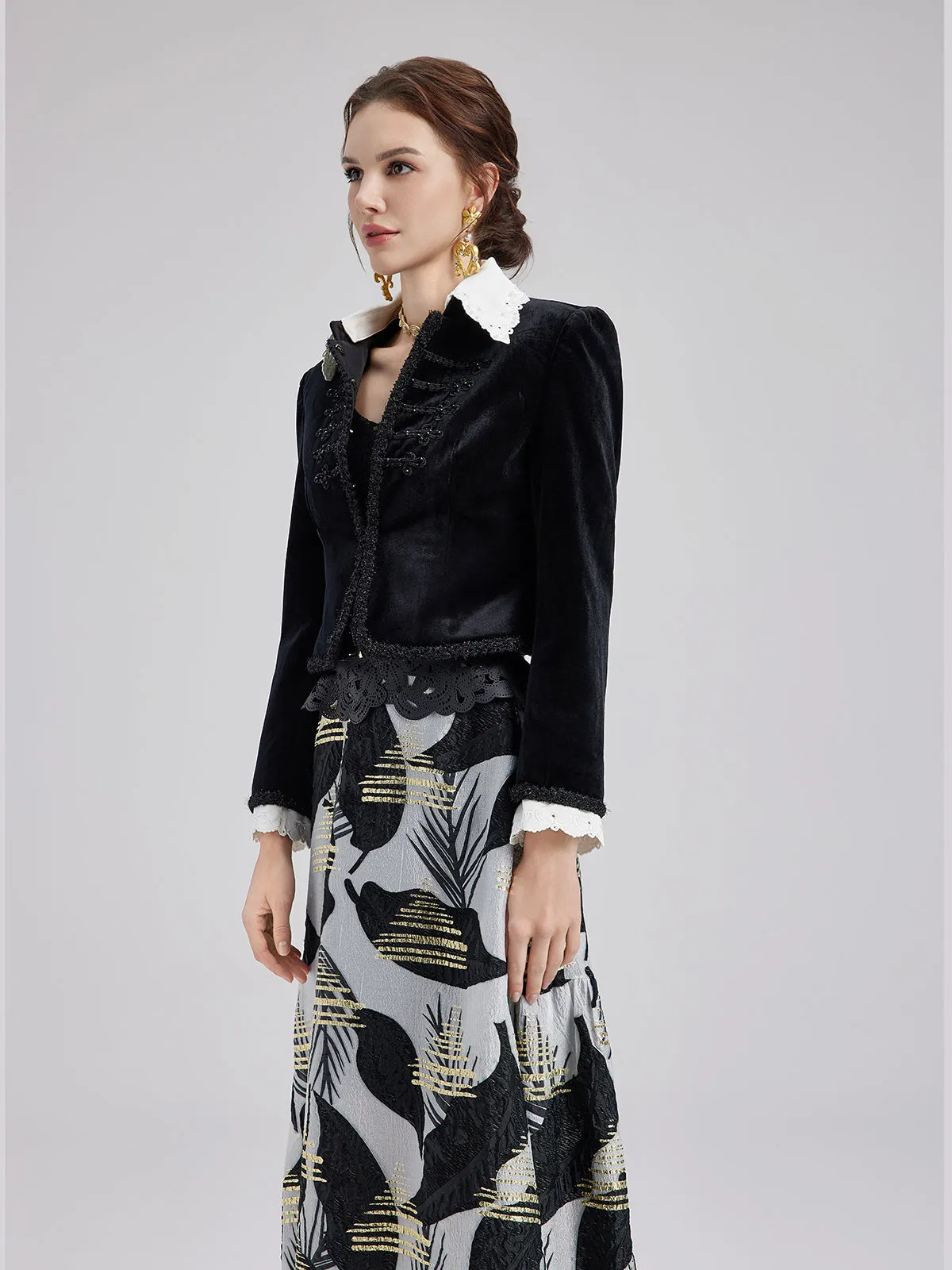 Baroque Embroidered Velvet Lace Coat