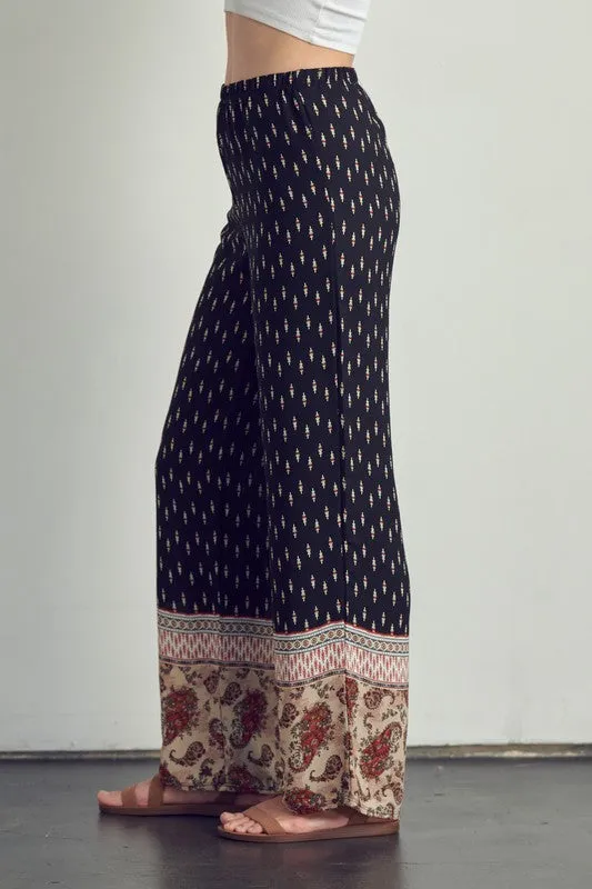 Elastic waist palazzo pants in ethnic print