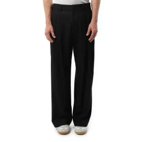 Four-Tuck Wool Pants in Black