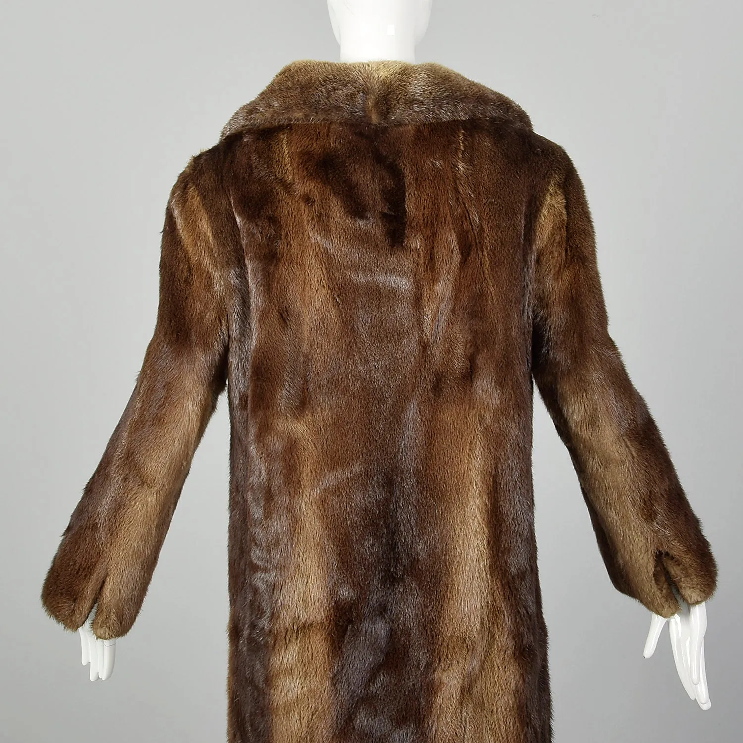 Medium River Otter Fur Coat