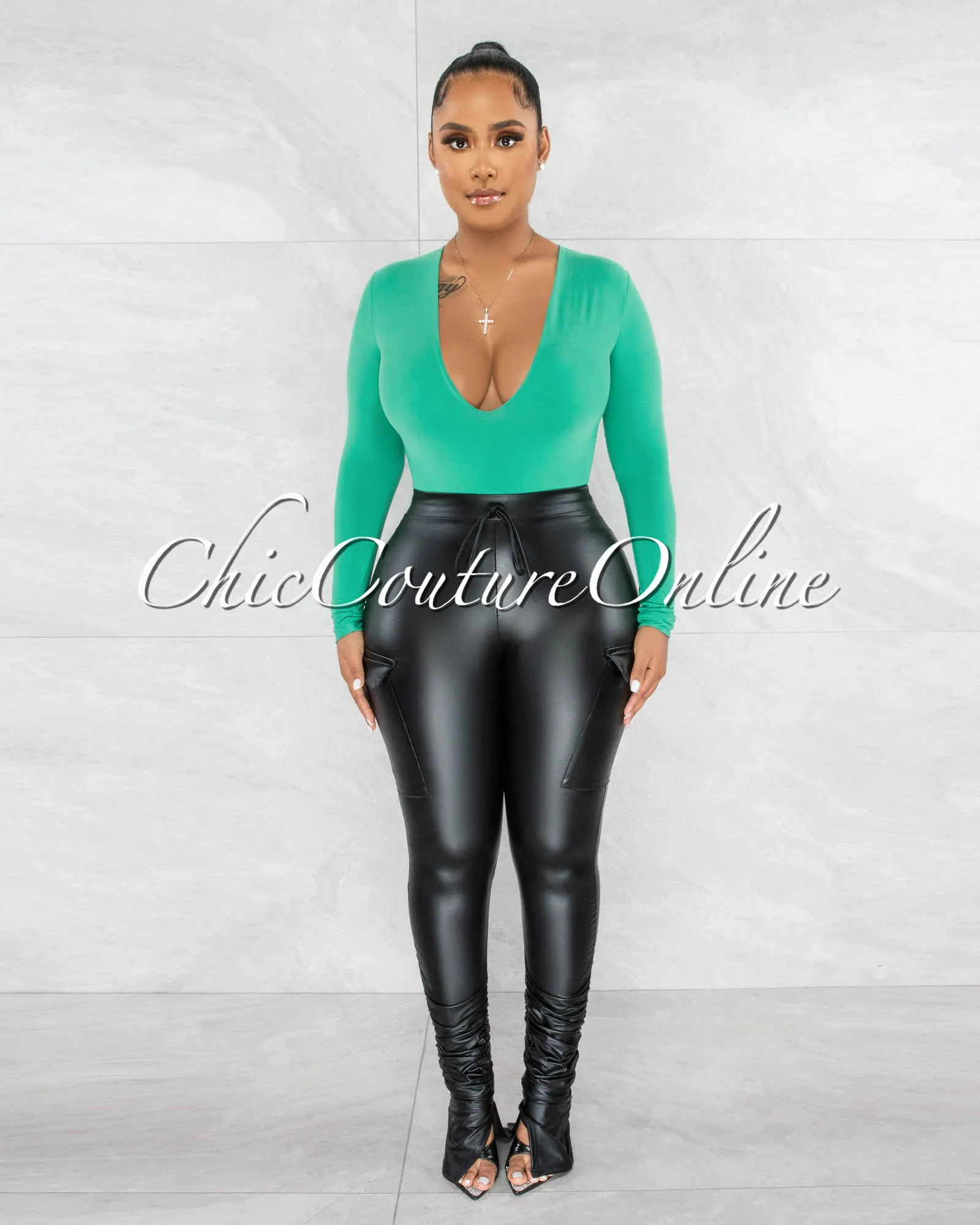 Nilam Green Deep V Neck Long Sleeves Bodysuit