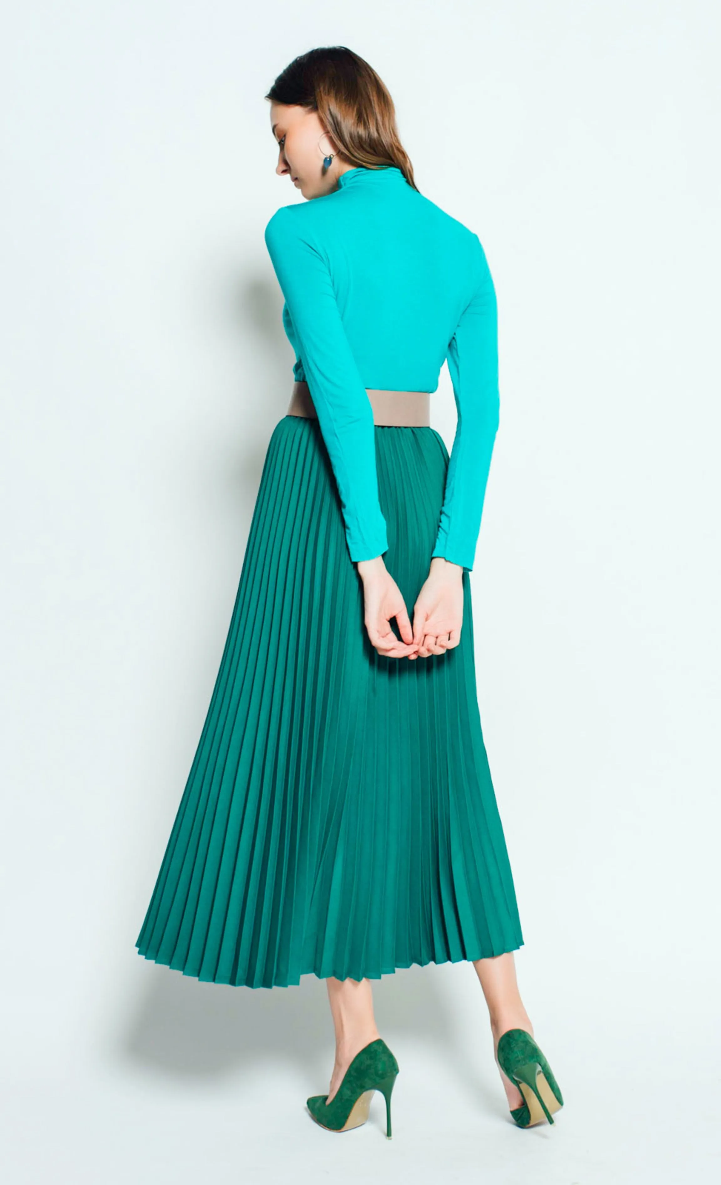 Olivia Pleated Skirt in Emerald Green